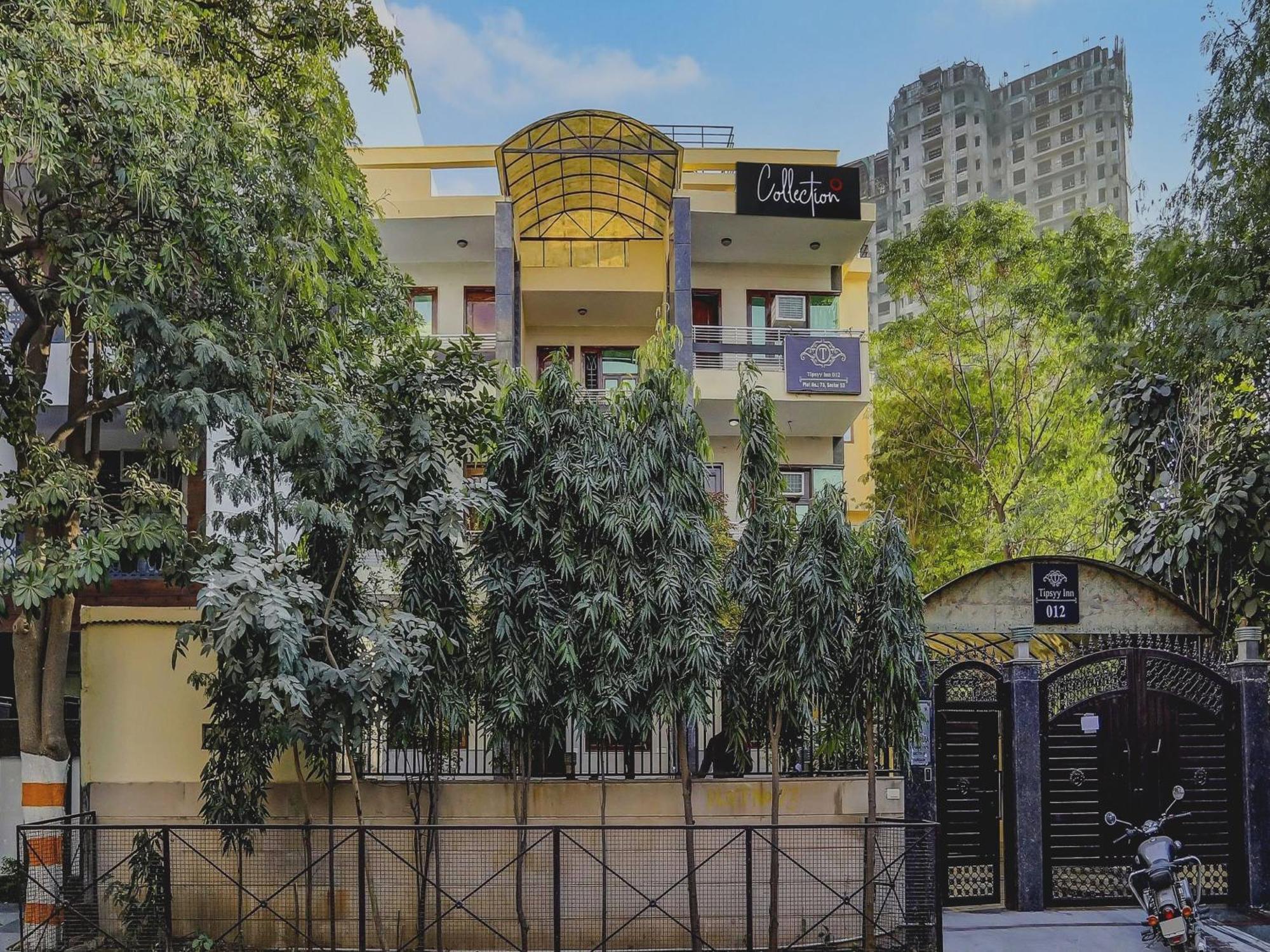 Super Capital O Uk House Residency Hotel Gurgaon Exterior photo